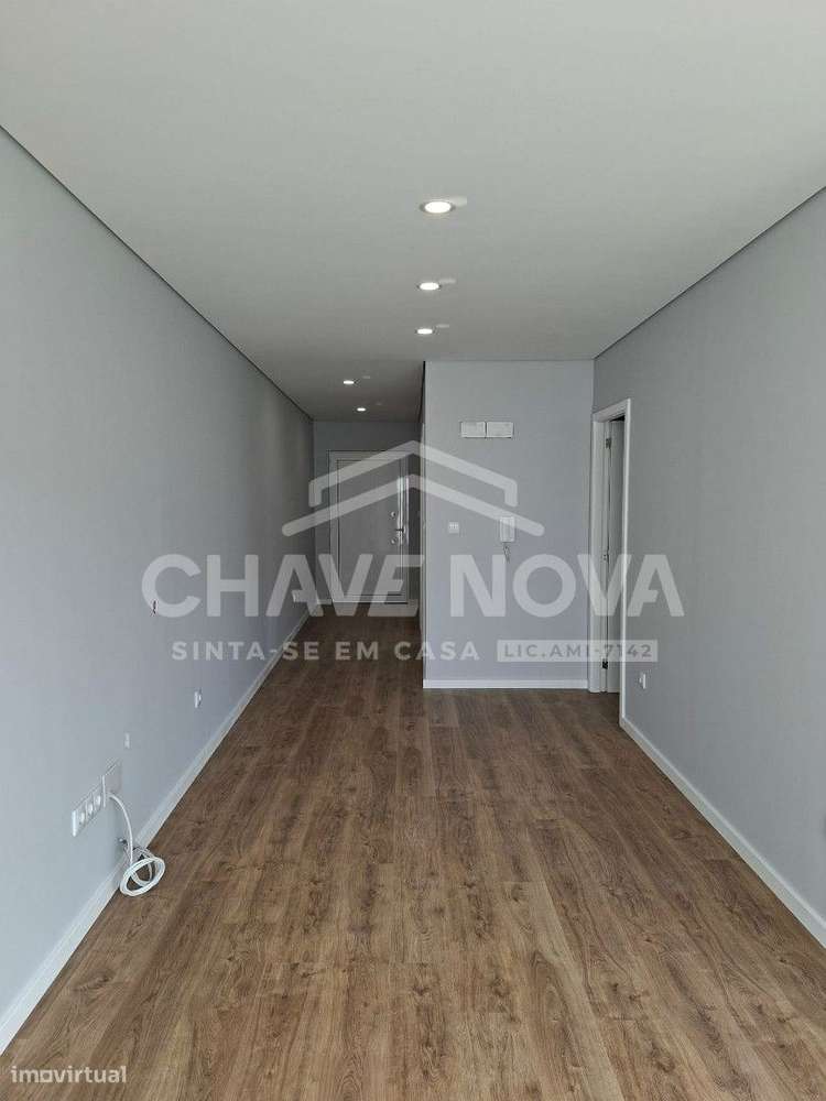 Moradia T1+1 para arrendamento em S. Félix da Marinha - Grande imagem: 5/15