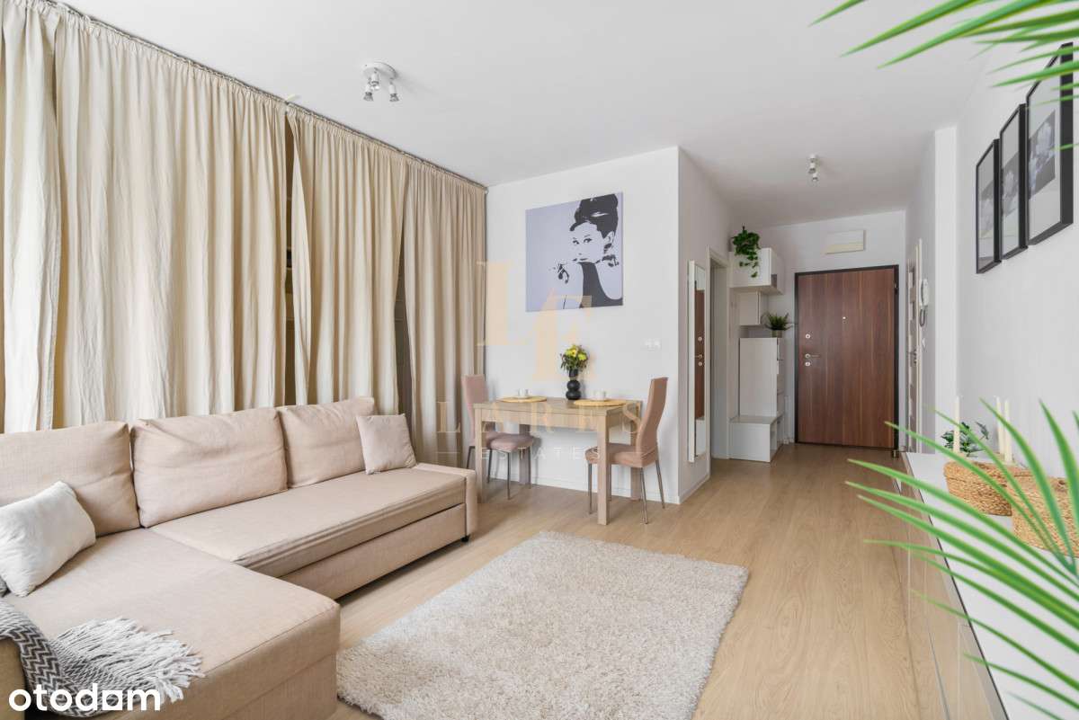 Przestronna Kawalerka z Oddzielną Kuchnią | KW-5