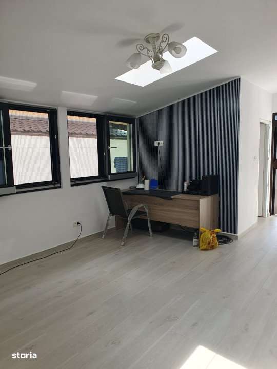 APARTAMENT 3 CAMERE LA PARTER PLUS TERASA - Imagine principală: 2/19