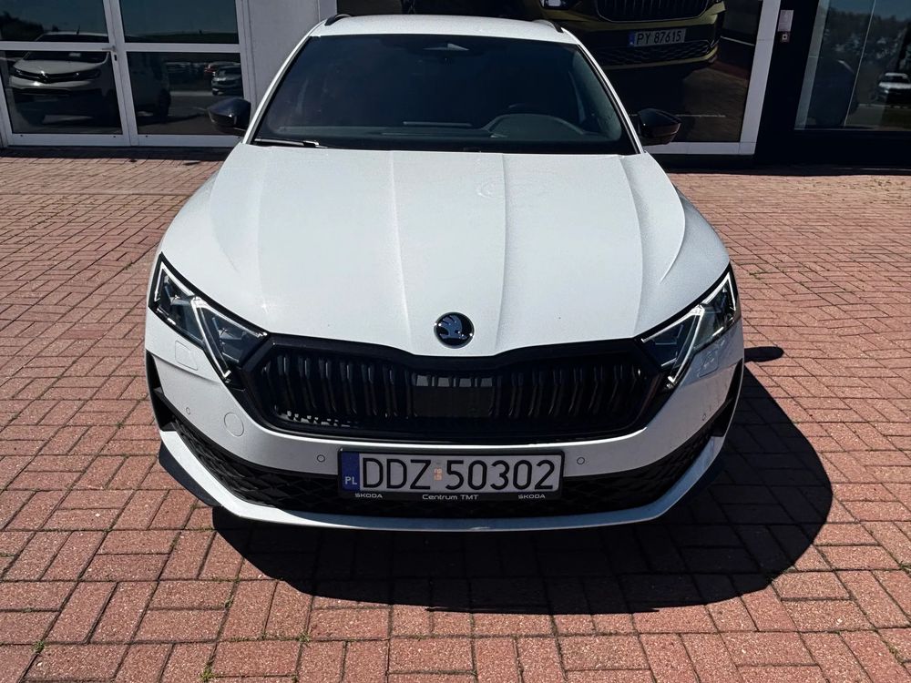 SKODA OCTAVIA Octavia Combi  Sportline 1,5 TSI 150 KM DSG