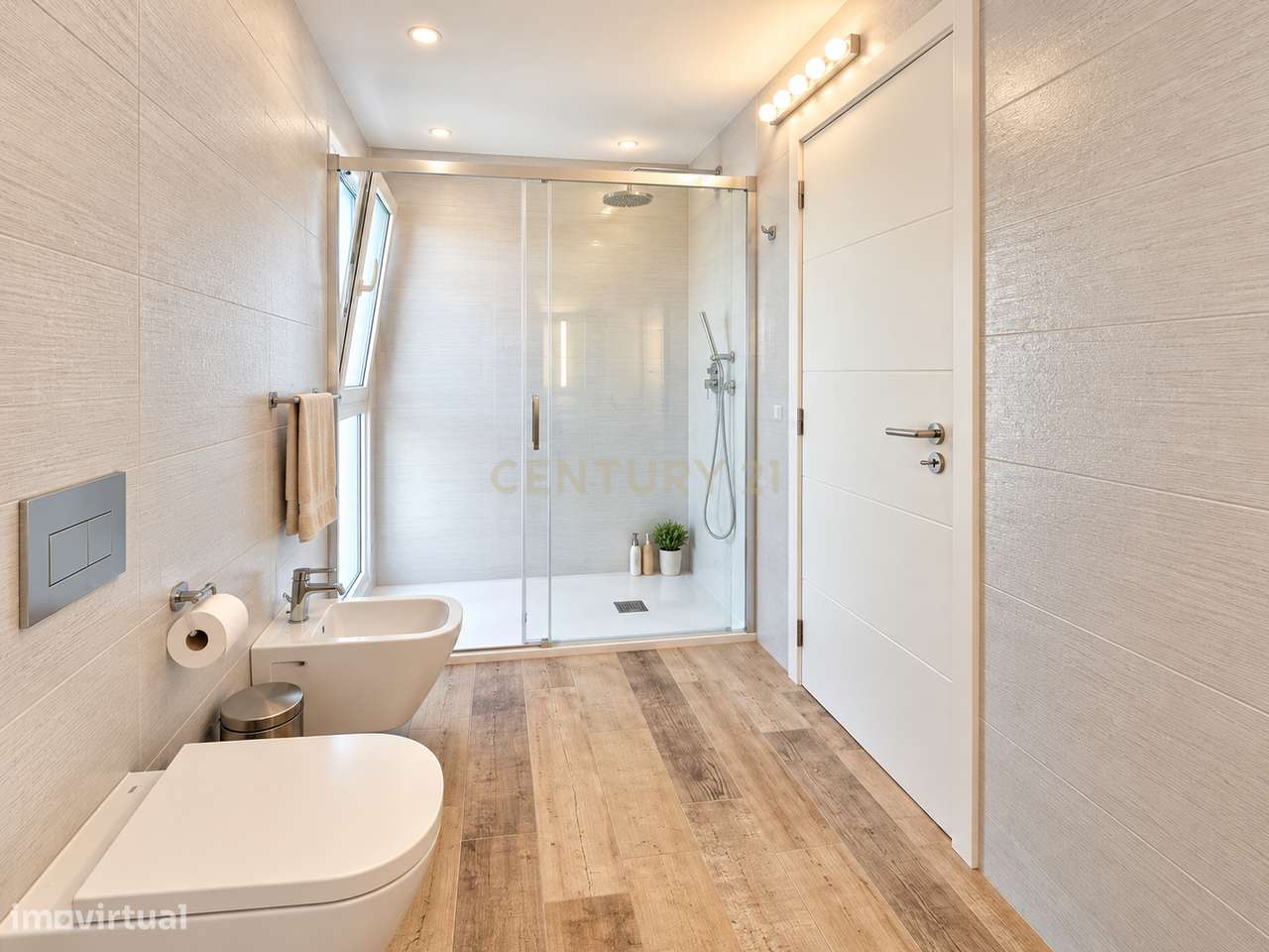 Magnifica moradia T3 + 1 com piscina no centro de Azeitão-23