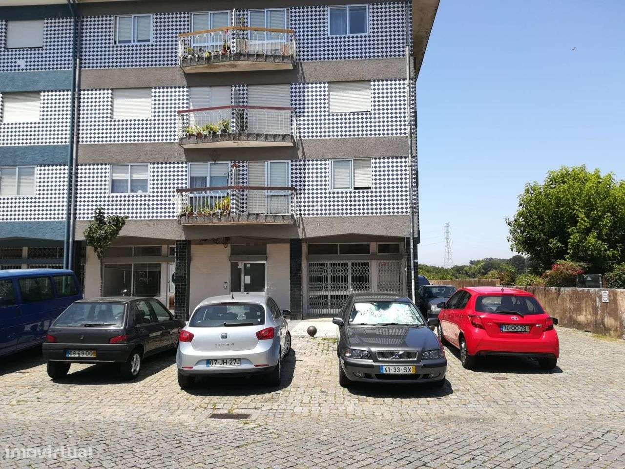 Loja terrea c/ 130m2 + Garagem fechada c/18m2 - Grande imagem: 2/5