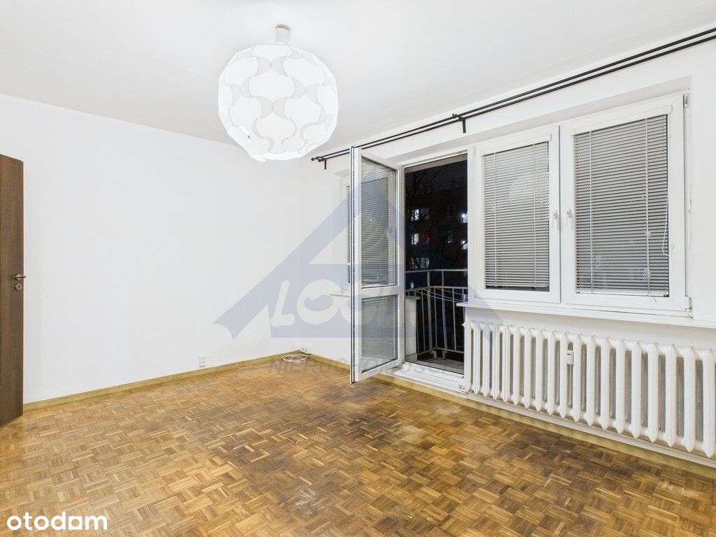 Sprzedam trzykpokojowe mieszkania Warszawa Stegny-2