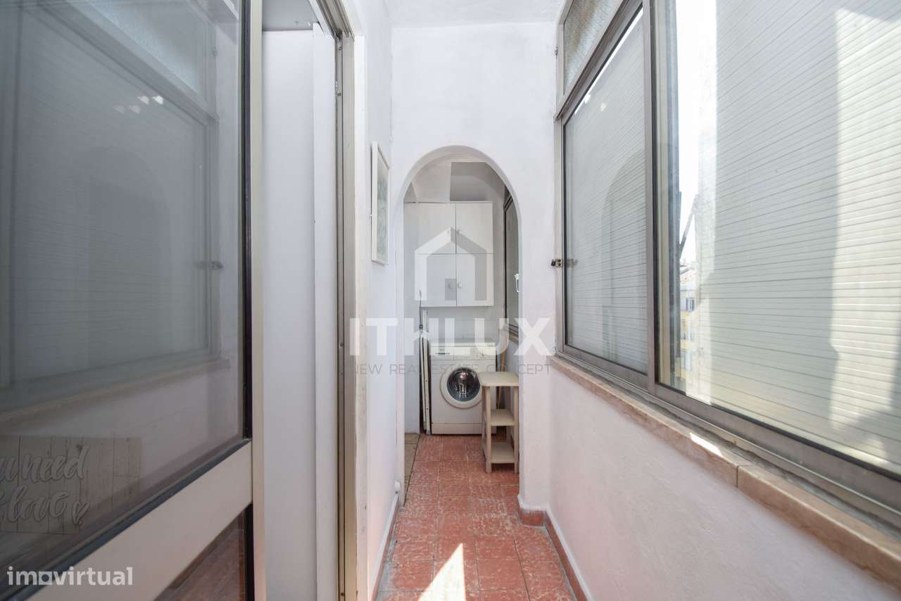 Apartamento T1 , muito central em prédio familiar-15