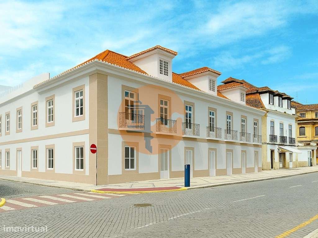 Apartamento T1 à venda com terraço em frente á marina de VRSA-5