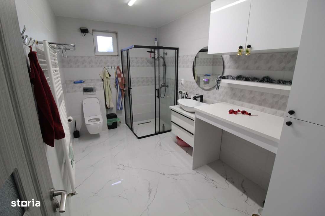 Vând gospodărie în Hunedoara, zona Peștișu Mare, teren 1.104mp...-13