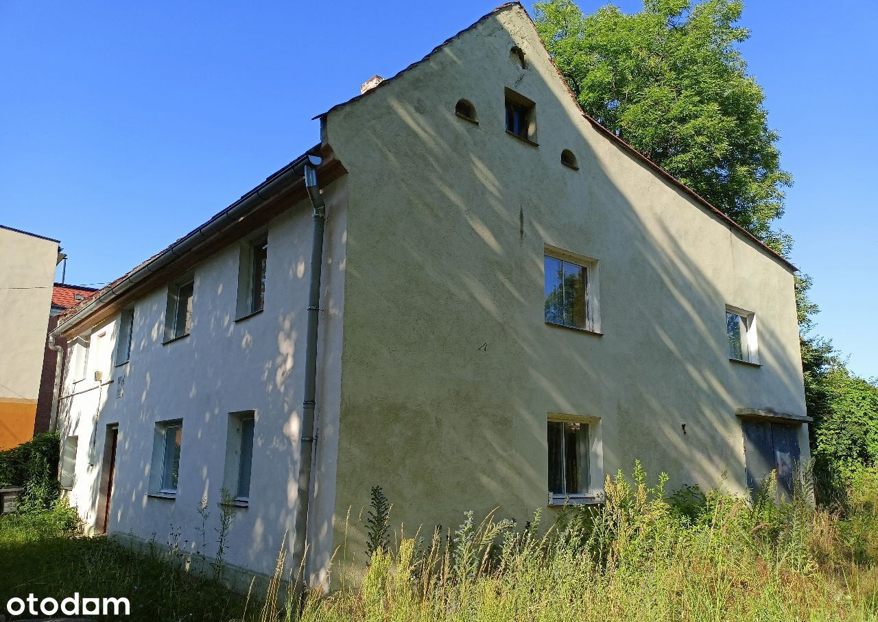 Przedwojenny dom do remontu Legnica 280 m.kw. 7a