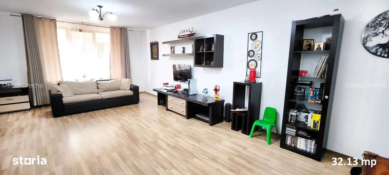 Casă spațioasă în Otopeni, 7 camere, cu acces direct DN1-2