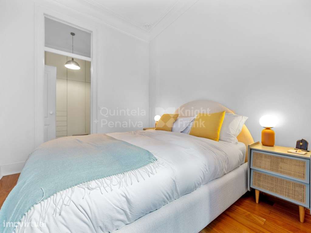 Apartamento T3 totalmente remodelado, São Bento, Lisboa-6