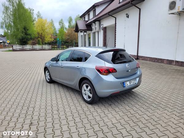 Opel Astra 1.7 CDTI Caravan DPF (119g) Edition - 11