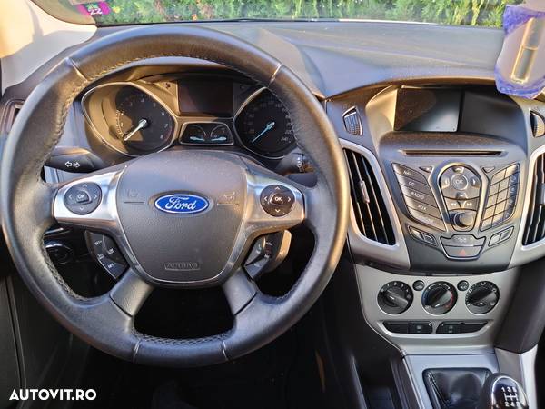 Ford Focus 1.0 EcoBoost Start-Stopp-System Business Edition - 13