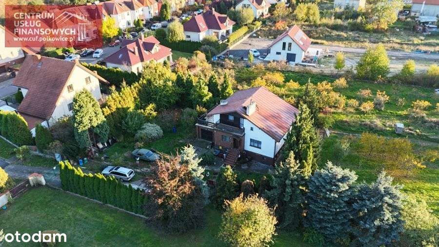 Dom wolnostojący na sprzedaż-3