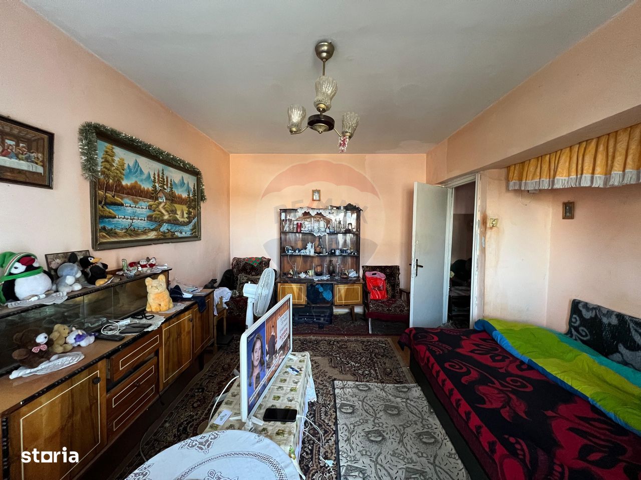 Apartament cu 3 camere de vanzare Calea Republicii. Pret REDUS