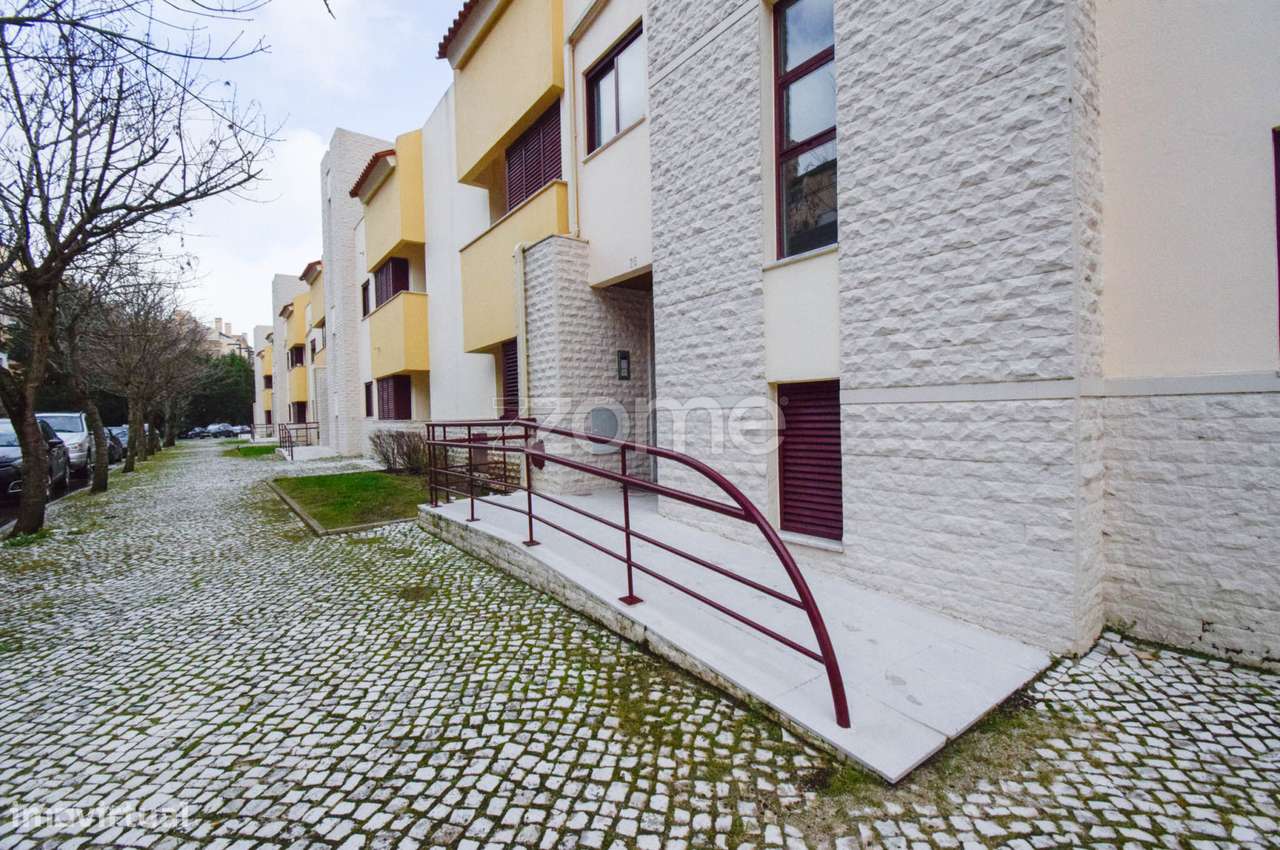 T2 para arrendar no Belas Clube de Campo com garagem e arrecadação - Grande imagem: 4/31