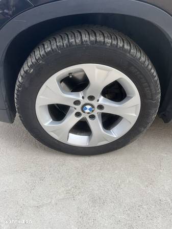 BMW X1 xDrive18d - 27