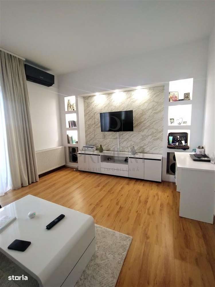 Sanandrei - Apartament 3 camere - doua balcoane - curte - foisor - bec - Imagine principală: 4/16