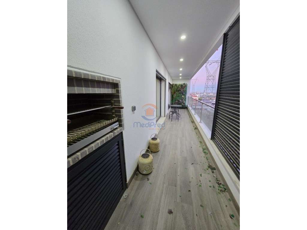 Apartamento T4 | Alverca do Ribatejo-7