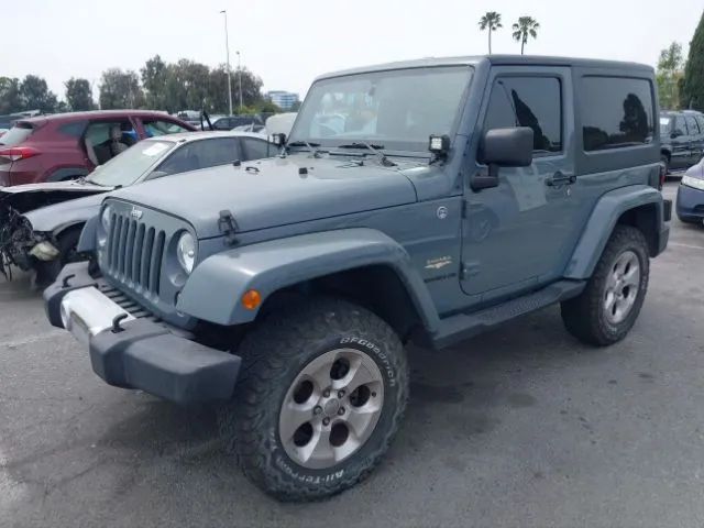 Jeep Wrangler III 3.6 Unlim Sahara 2014