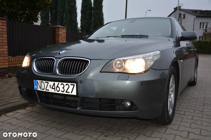 BMW Seria 5 525d - 1