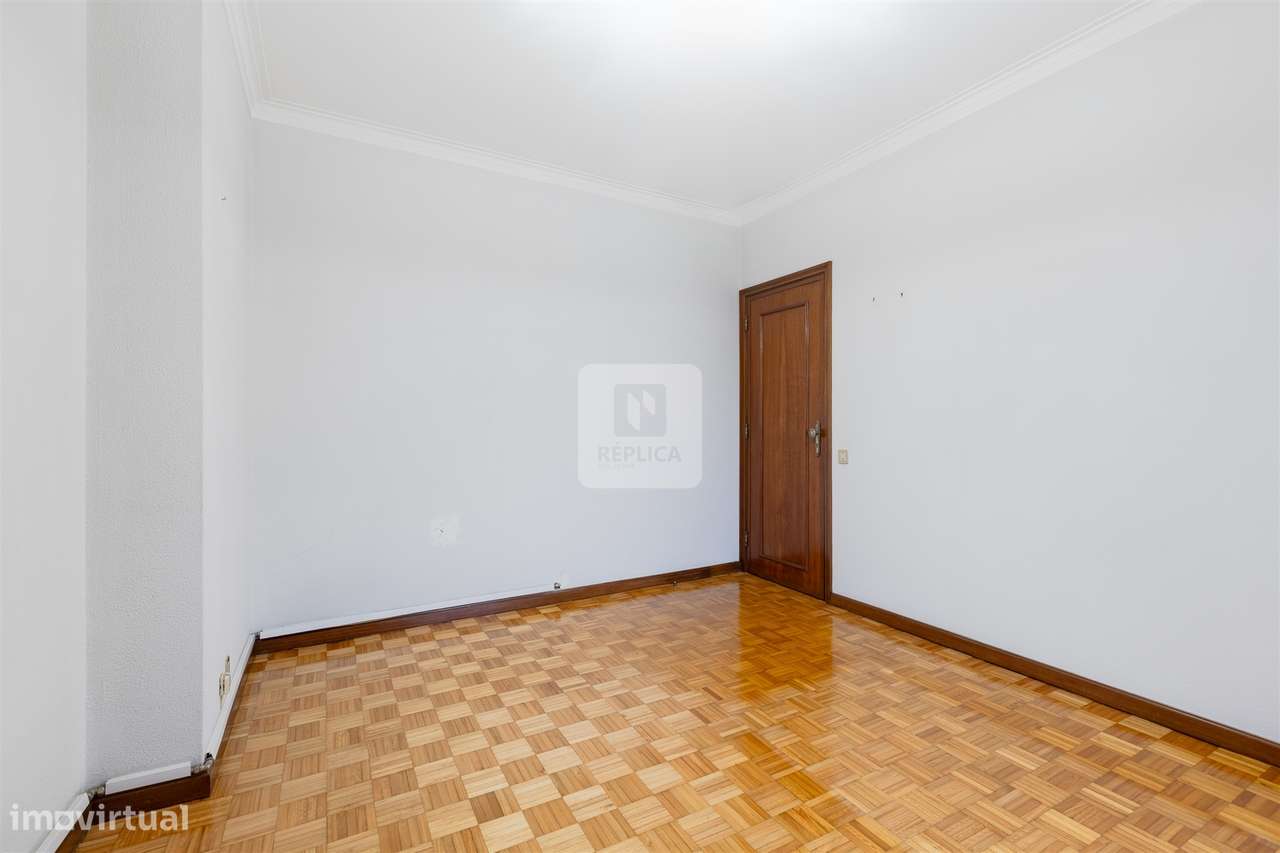Apartamento T4 no Centro de Vila Nova de Gaia - Grande imagem: 5/23