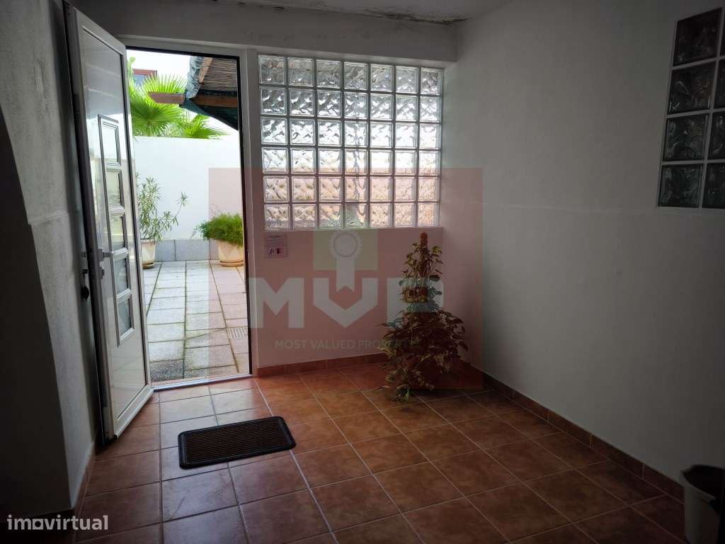 Moradia T2 no centro da Fuseta-21