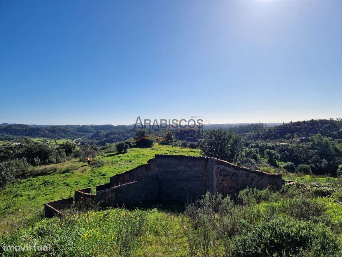 Dois Terrenos Com Ruínas -  Vista Serra Monchique - Barragem - Portimã - Grande imagem: 4/19