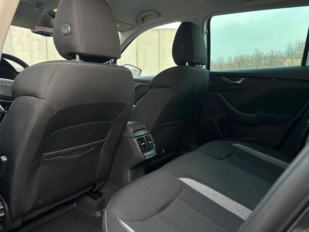 Skoda Kamiq Podgrzewana przednia szyba