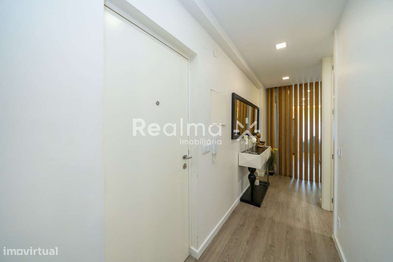 Apartamento T3 Areal- Totalmente Renovado-6