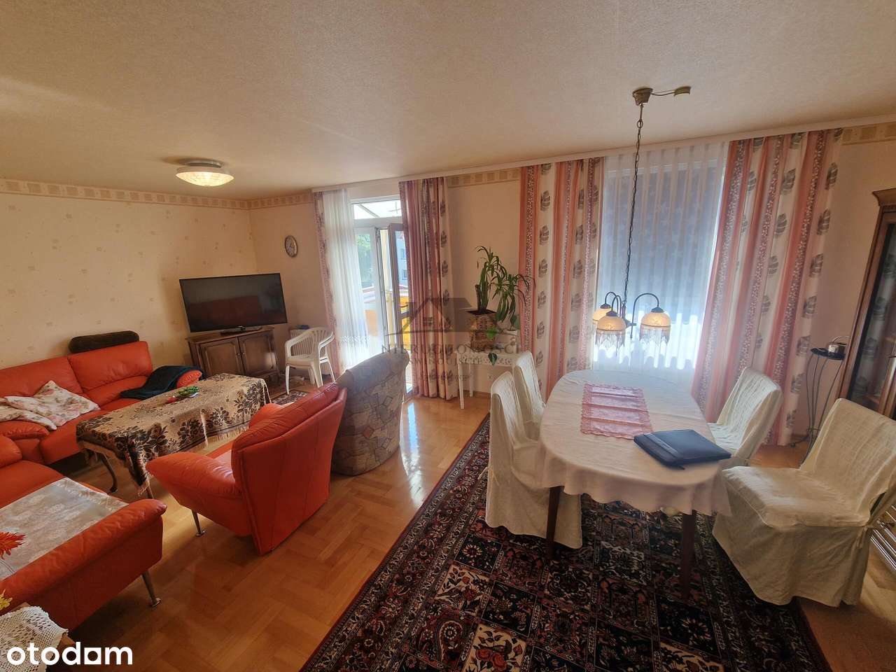 3 pokojowe mieszkanie z garażem, piwnicą i balkonem - ul.Paderewskiego-2