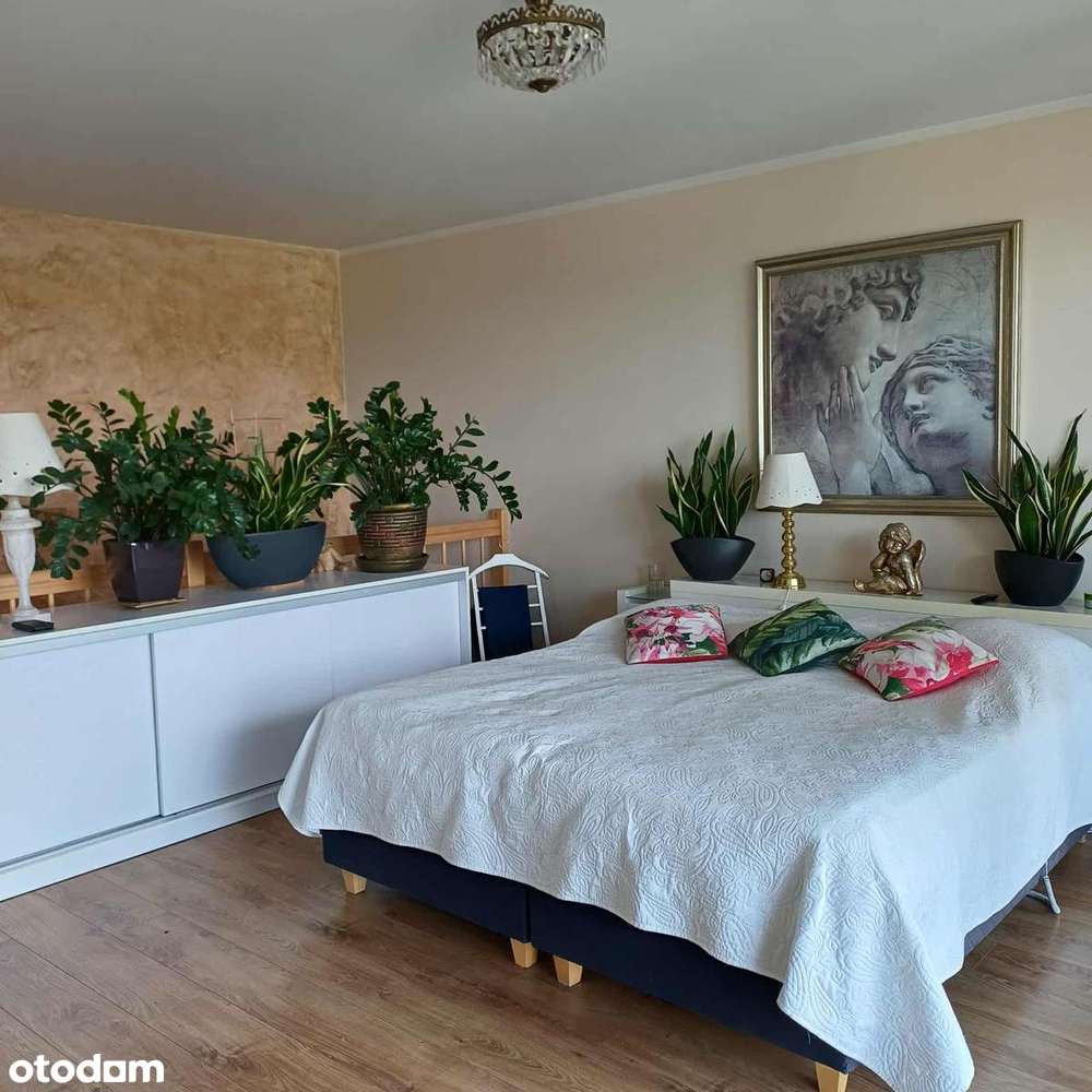 Komfortowy apartament z pięknym tarasem i garażem na Staszica-7