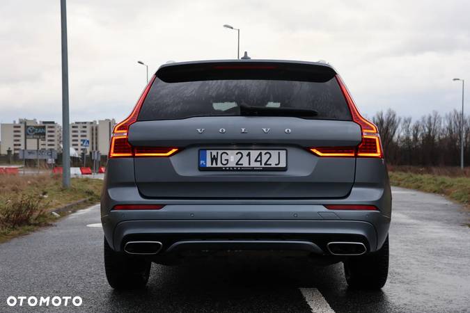 Volvo XC 60 D5 AWD R-Design - 1