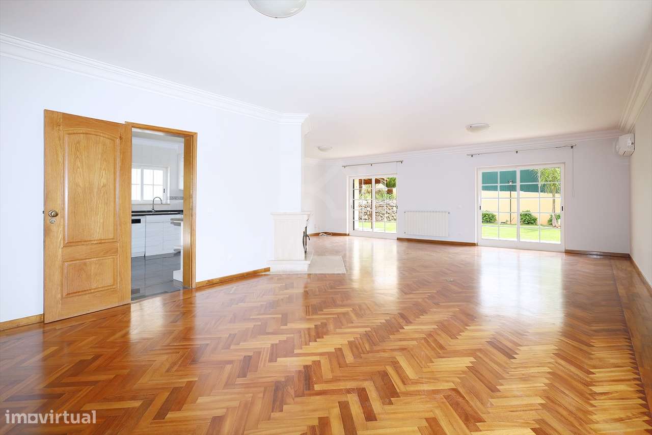 Moradia T5+1 - Grande jardim - Cascais - Kings’s College - Grande imagem: 5/60