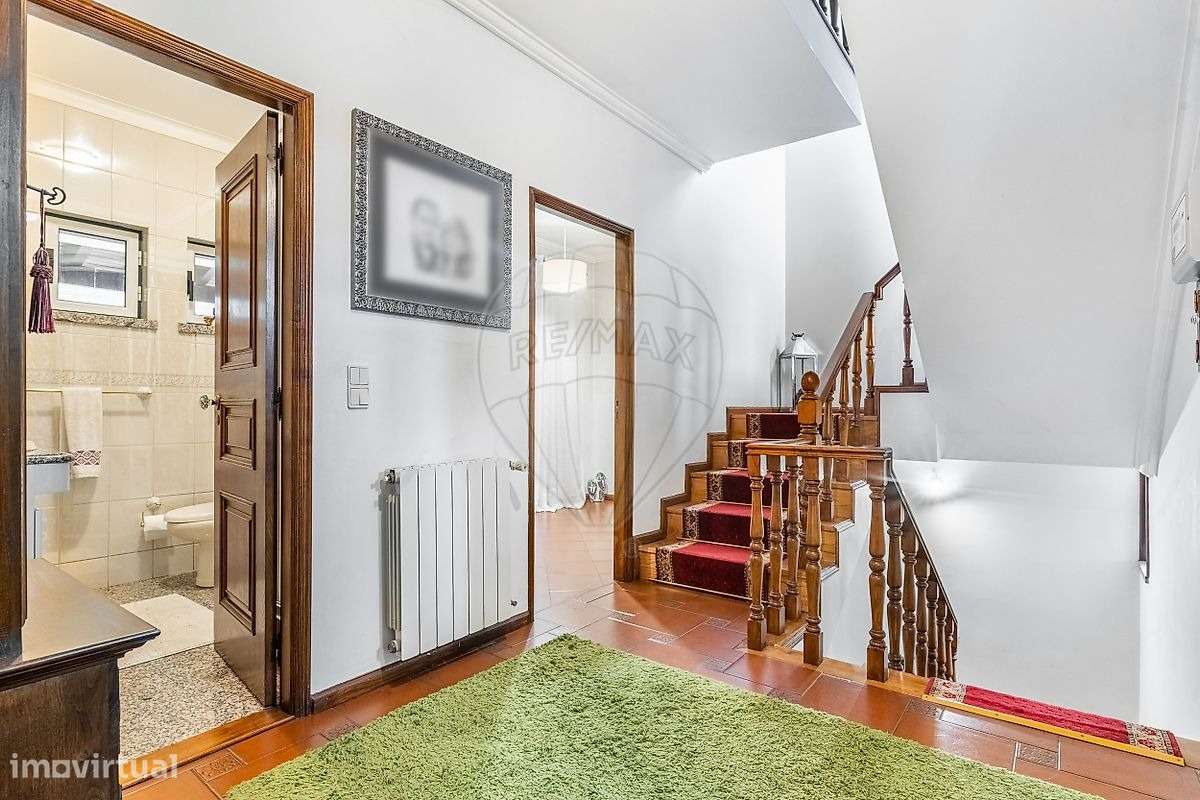 Moradia T5 individual em Nogueira - Braga-9