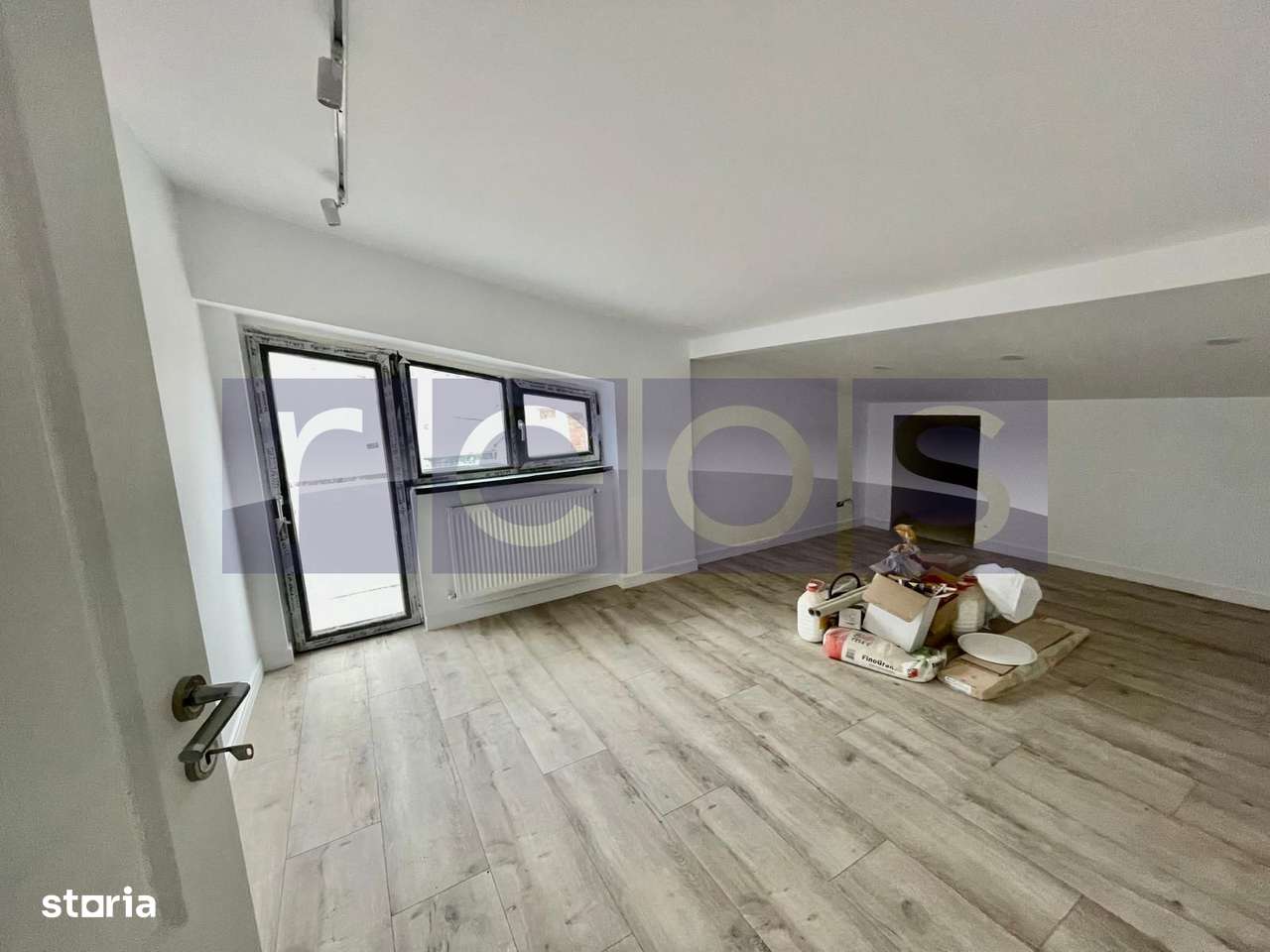 VANZARE APARTAMENT 3 CAMERE TEPES VODA CALEA CALARASILOR 87MP MANSARDA - Imagine principală: 4/12