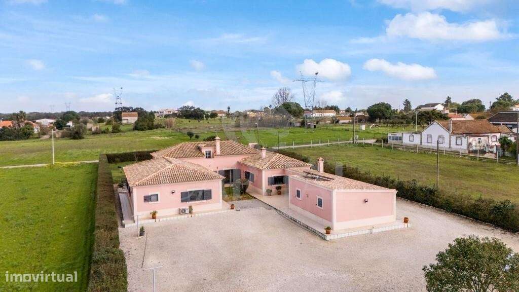 Moradia T4 Térrea com 1 Hectare de Terreno – Águas de Moura-6