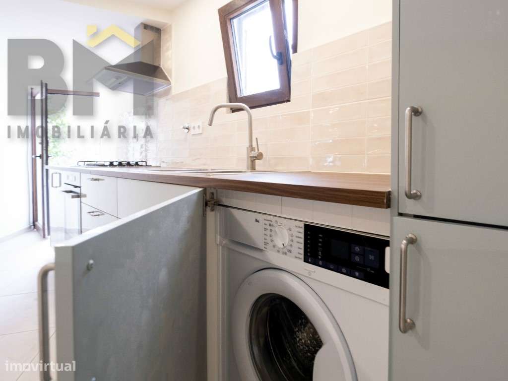 Moradia em Póvoa de Rio de Moinhos completamente renovada em 2024-5