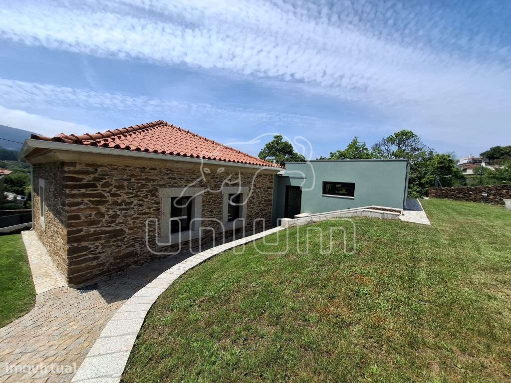 Fabulosa Moradia T4 com piscina-11