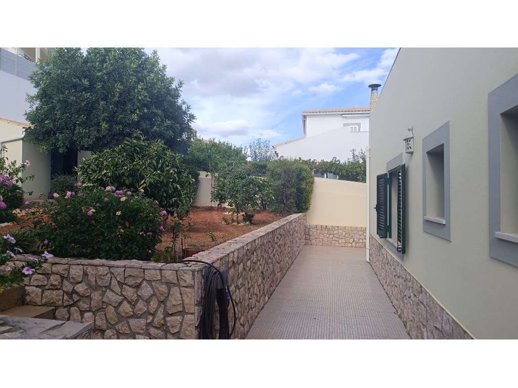 Moradia V4 com Garagem para 4 Carros, Goncinha, Loulé, Algarve-28