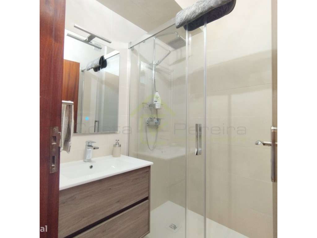 Apartamento T3 RENOVADO no CENTRO da cidade de Torres Vedras!-10