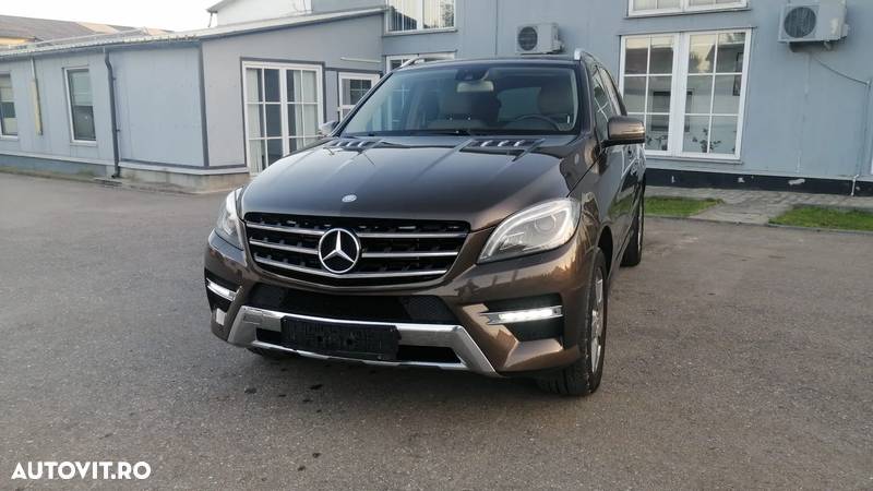 Mercedes-Benz ML 350 BlueTec 4MATIC Aut - 3