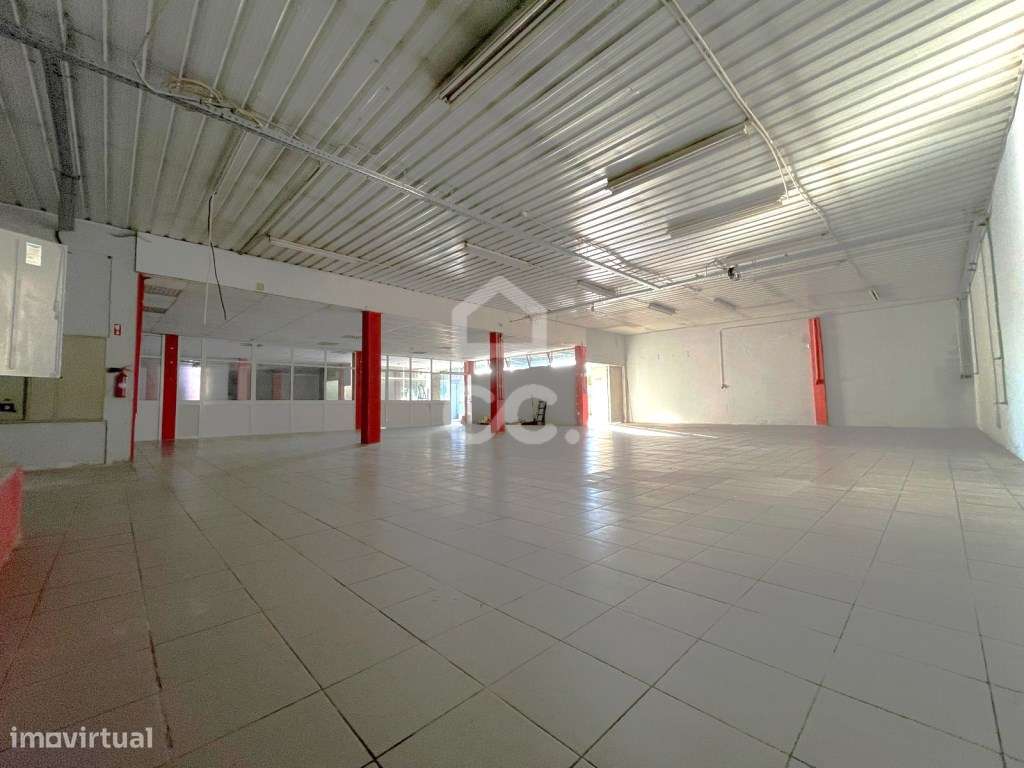Armazém para venda em Calendário, Vila Nova de Famalicão - Grande imagem: 4/25