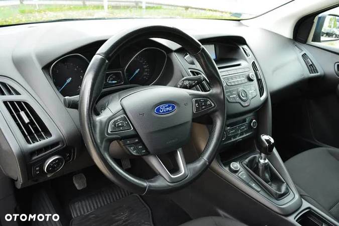 Ford Focus 1.5 TDCi Trend - 13