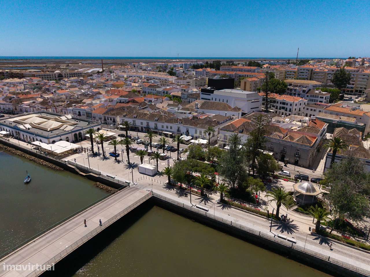 Moradia de Charme T2+1 no Centro Histórico de Tavira-35