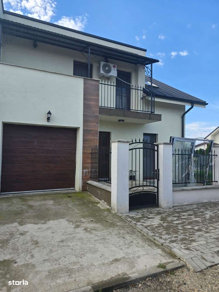 Casă P+M str. Căprioarei-4