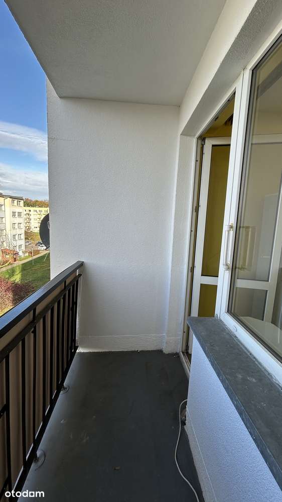 Funkcjonalna przestrzeń do własnej aranżacji! 2 pokoje z balkonem!-11