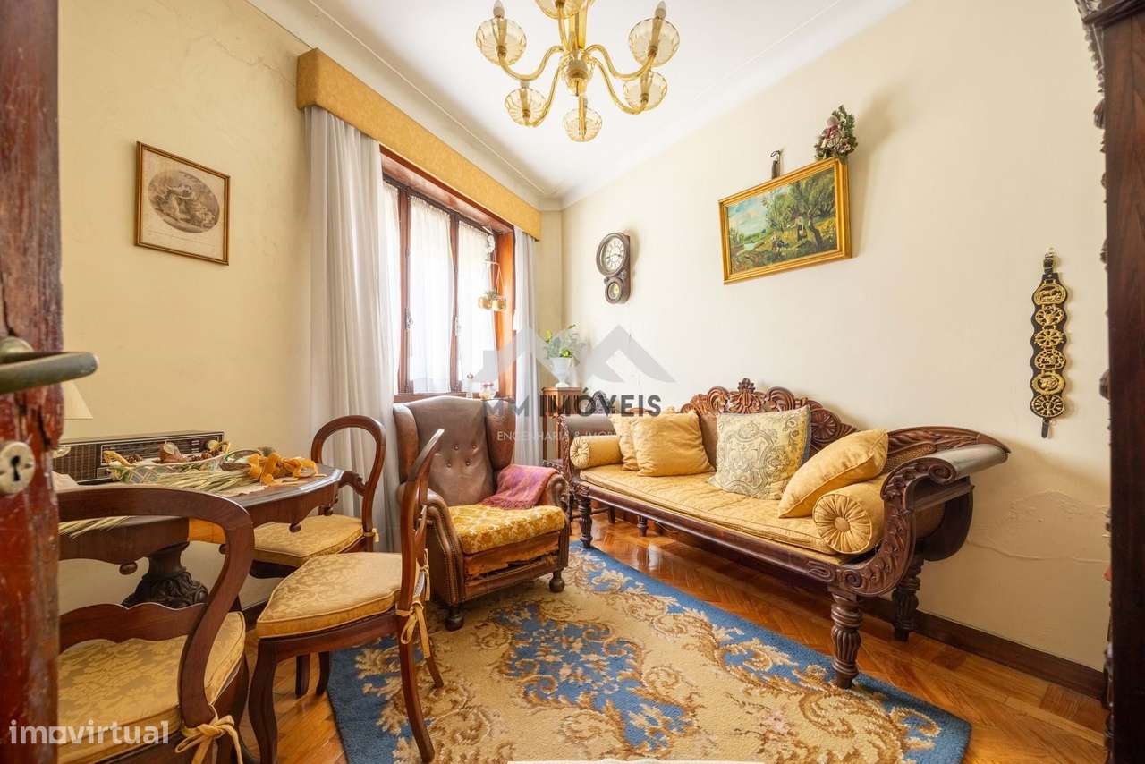 Moradia T5 | Porto - Antas | Espaço Exterior | Varanda | Garagem - Grande imagem: 3/22