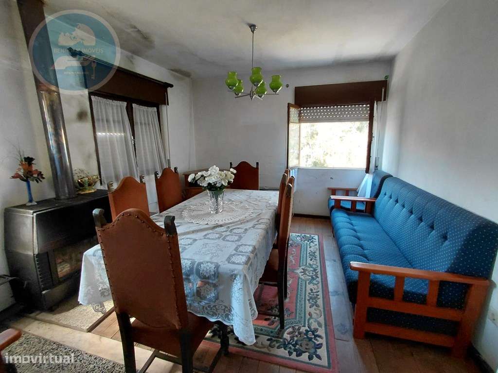 Casa Geminada T3 com Terreno Outerinho, Cabeceiras de Basto-13