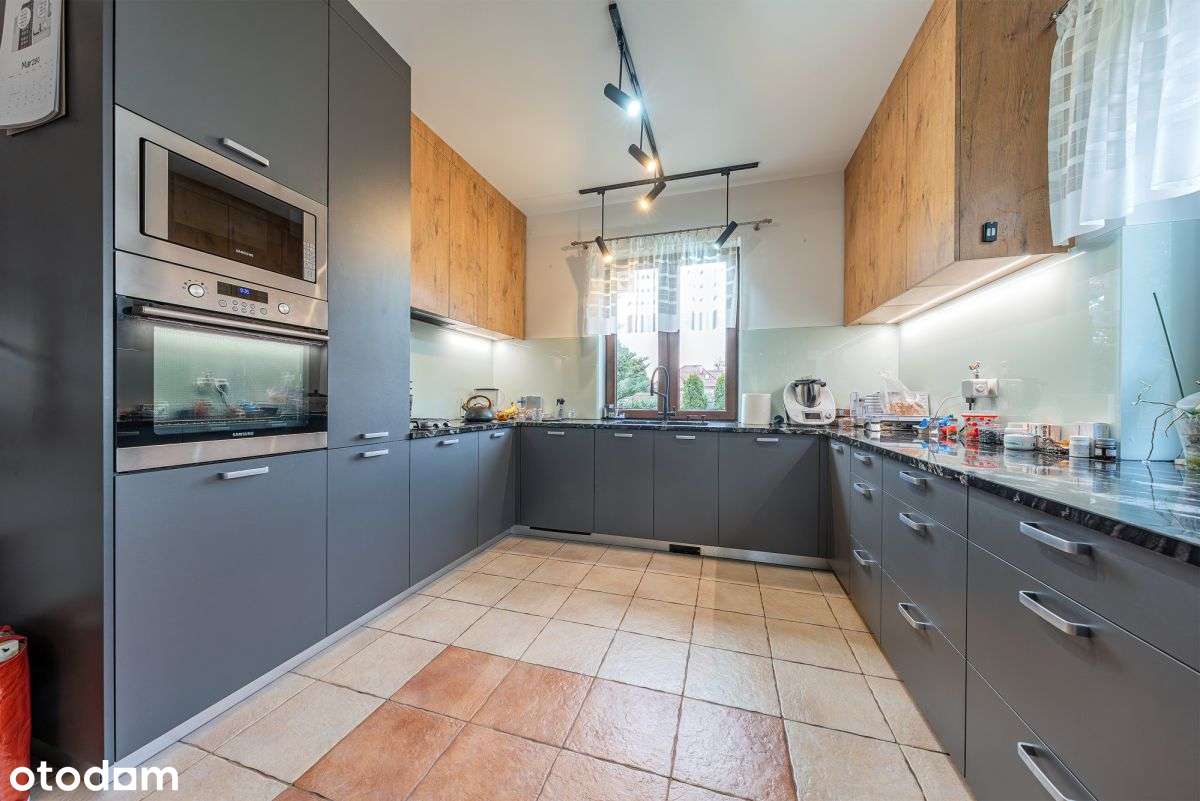 Pięknie położony dom w Bojanie z udogodnieniami-7