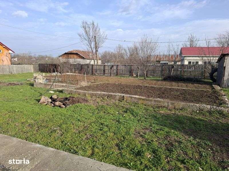 Casa cu teren de vanzare, com.Perieti, jud OLT - Imagine principală: 5/7