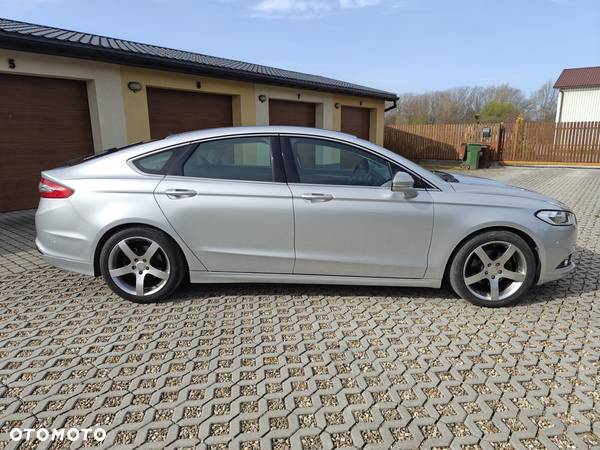 Ford Mondeo 2.0 TDCi Titanium - 22